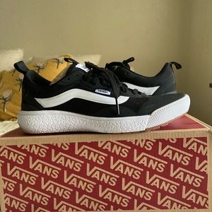Ultra range Exo Vans